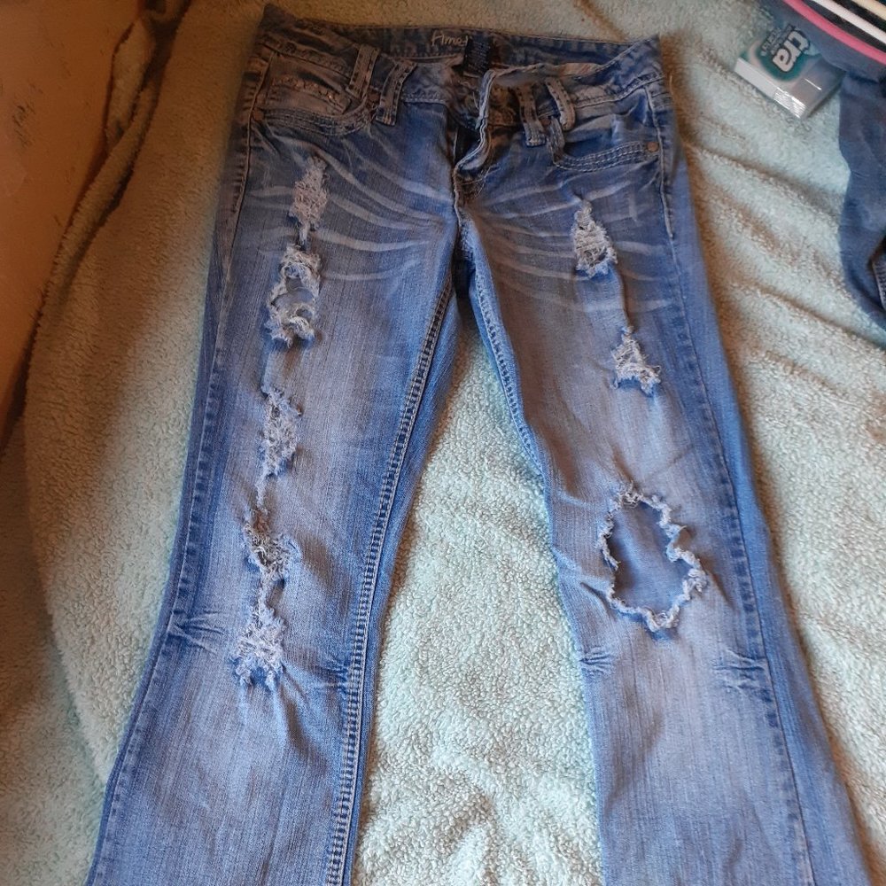 💮2/$20🔔Bootcut ripped jeans